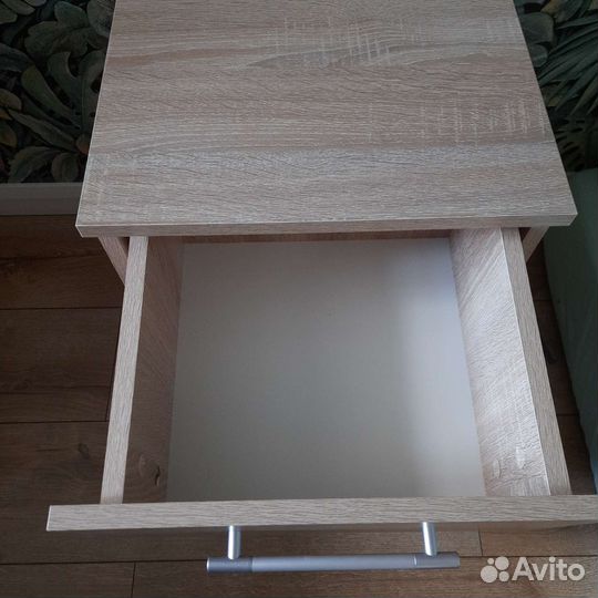 Тумбы прикроватные. Комплект 2 шт