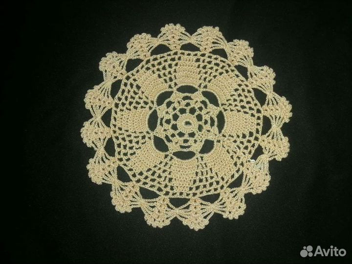 Декоративная салфетка. Франция. 60 е годы. Шёлк