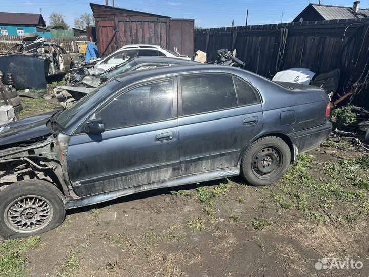 Toyota Corona ST-190 в разбор по запчастям