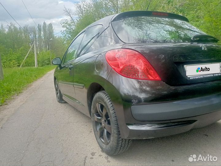 Peugeot 207 1.4 МТ, 2007, 240 000 км