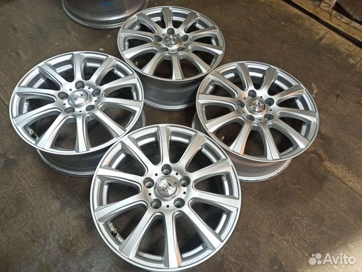 Диски 16 5х114,3 ET40 оригинал Weds из Японии