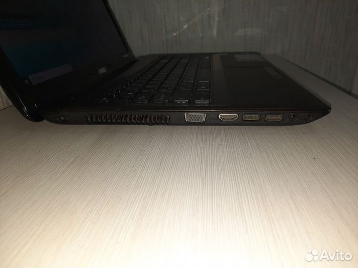 Ноутбук Asus x52j (ddr3 6gb, ssd 256gb, новый АКБ)