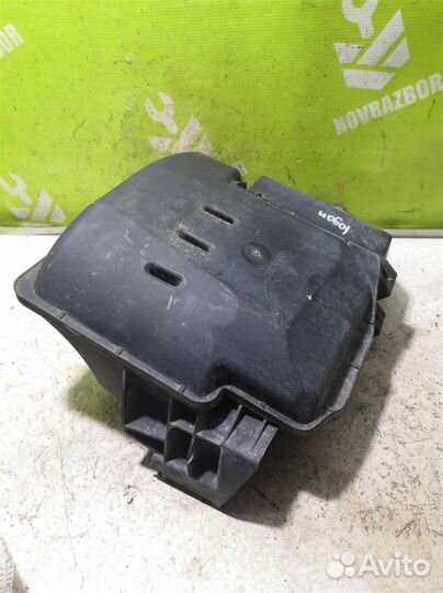 Корпус воздушного фильтра Рено Логан