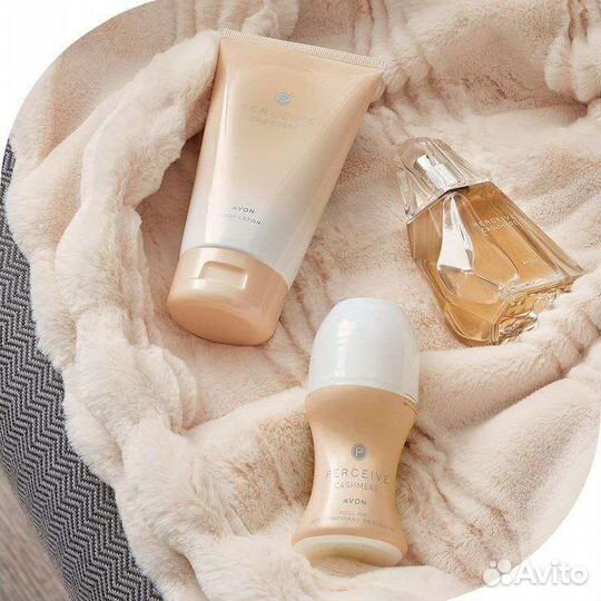 Изысканный стойкий Perceive Avon для нее