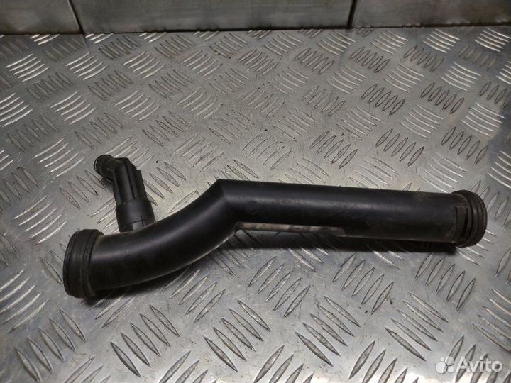 Трубка охлаждающей жидкости пластиковая Volkswagen