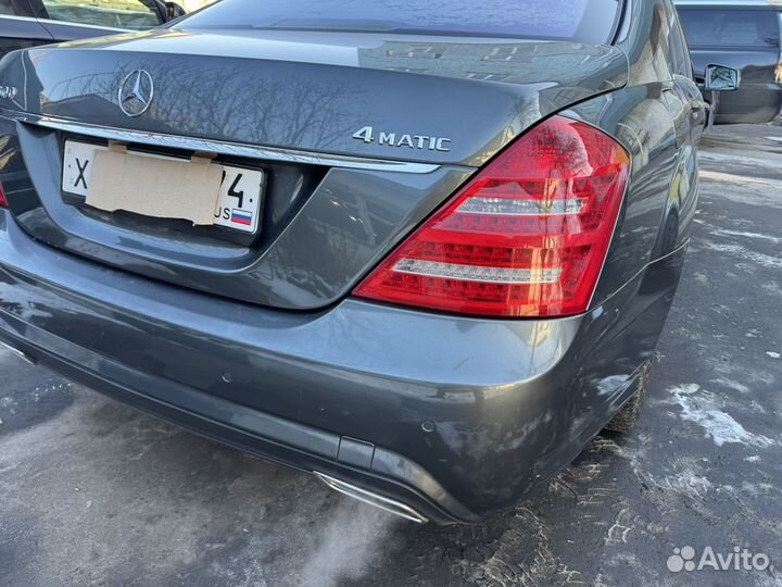 Бампер задний от рестайлинга Mercedes S221