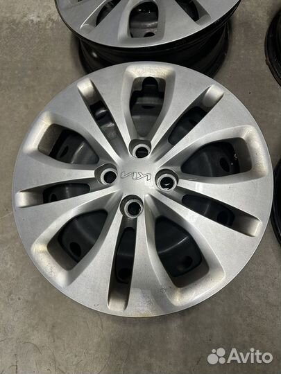 Штампованные ориг. диски от kio rio X с колпаками