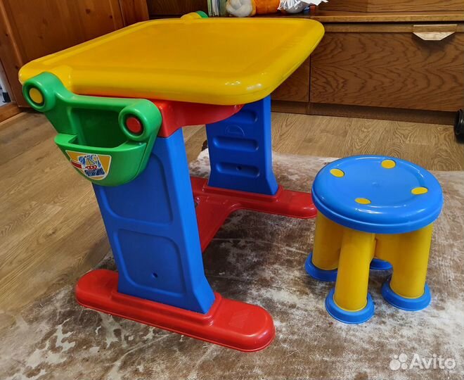 Набор детской мебели 