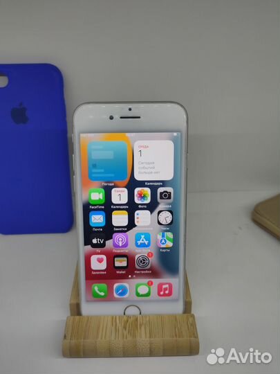 iPhone 7, 32 ГБ