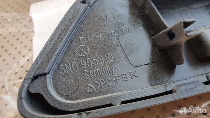 Volkswagen Tiguan 2007-2011 крышка омывателя фар