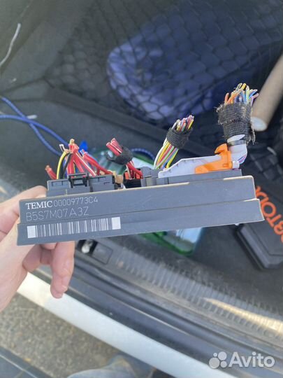 8E0907279N блок центральной электроники Audi a4b7