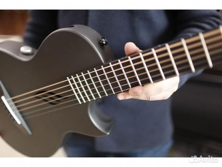 Enya nova GO/SP1.BK - трансакустическая тревел-гит