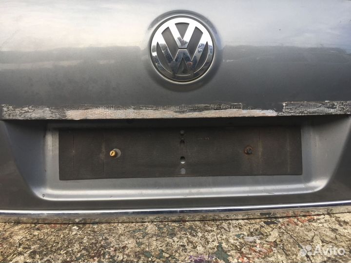 Фольксваген Пассат Крышка багажника