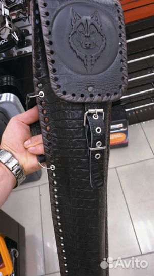 Набор с шампурами в коже 