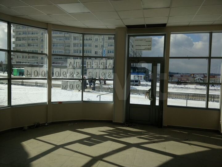 Торговое помещение, 90 м²