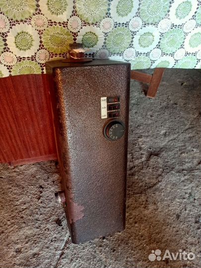 Электро водо отопительный нагреватель на 6 к/в