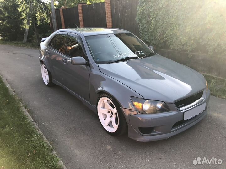 Toyota Altezza 2.0 МТ, 2001, 150 000 км