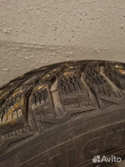 Michelin X-Ice North 4 225/50 R17 98T