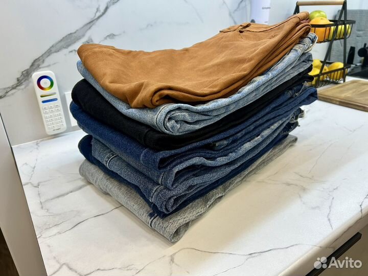 Джинсы женские