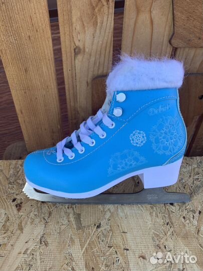 Коньки фигурные