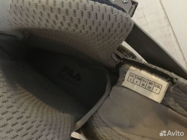 Роликовые коньки