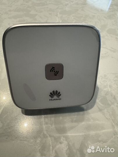 Wi-Fi роутер Huawei WS322, белый