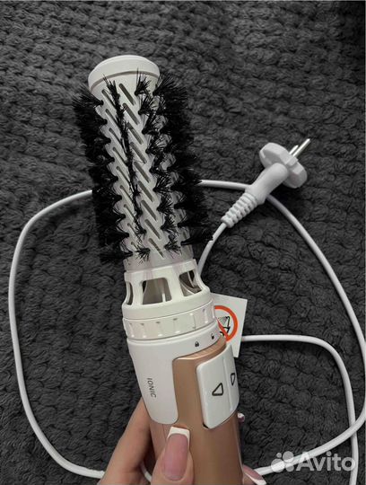 Фен щетка вращающаяся rowenta