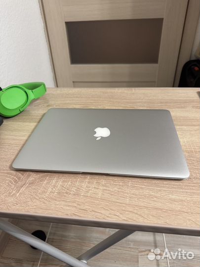 Apple Apple Macbook Air 13 2014