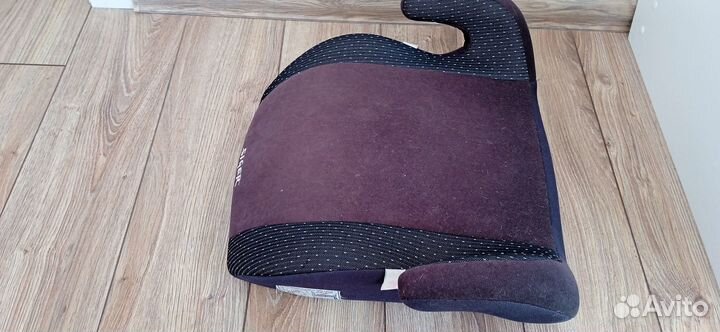 Автокресло бустер