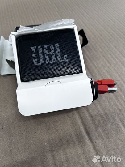 Продам колонку JBL