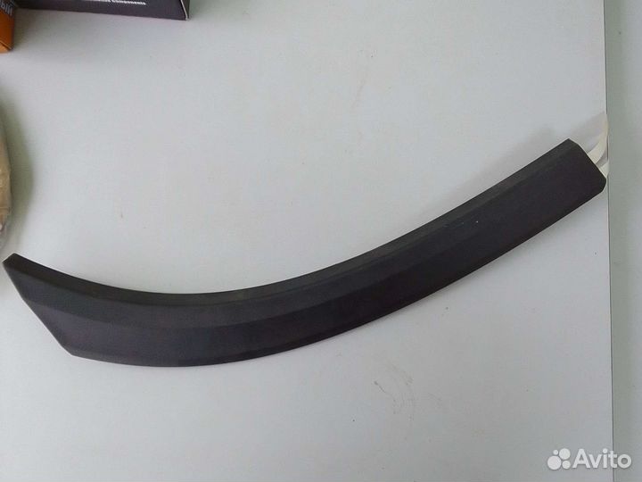 Накладка переднего бампера для Skoda Karoq