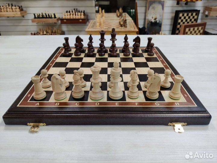 Шахматы Стаунтон черные дерево