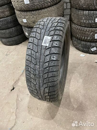 Michelin Latitude X-Ice 215/60 R17
