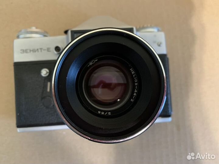 Фотоаппарат Зенит-Е + Helios-44-2 2/58