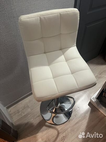 Стул барный