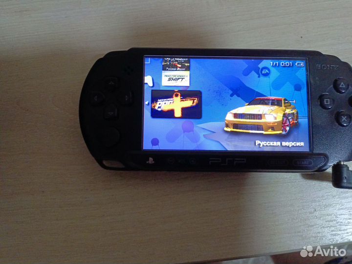Продам PSP e 1008