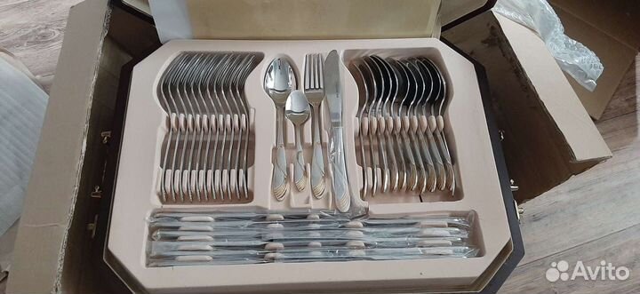 Продам набор элитных столовых приборов 