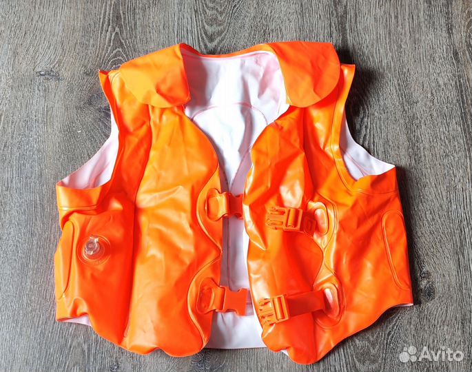 Круг/жилет/нарукавники для плавания