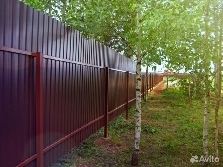 Металлический забор с установкой