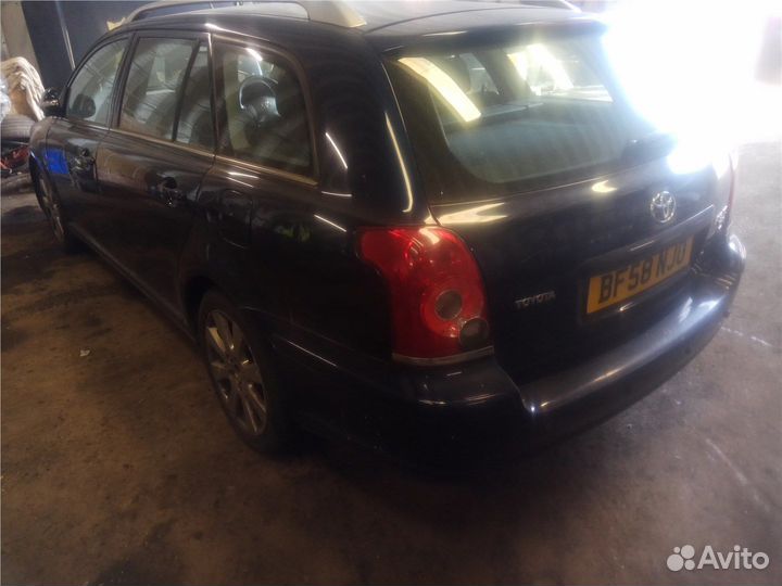 Разбор на запчасти Toyota Avensis 2