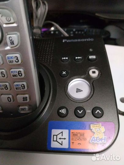 Радиотелефон Panasonic с автоответчиком