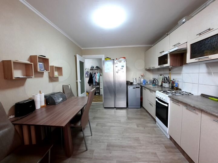 4-к. квартира, 85 м², 1/5 эт.