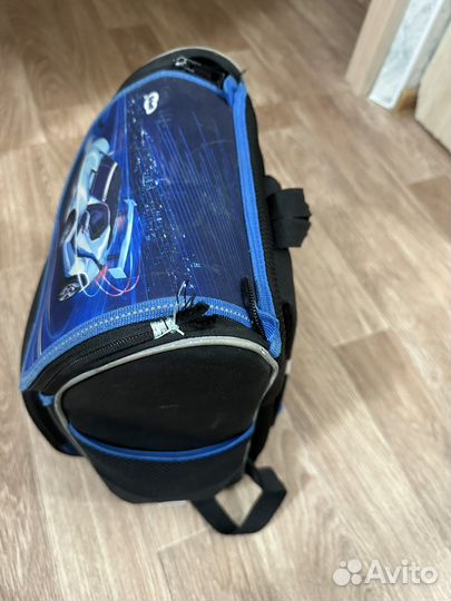 Школьный рюкзак