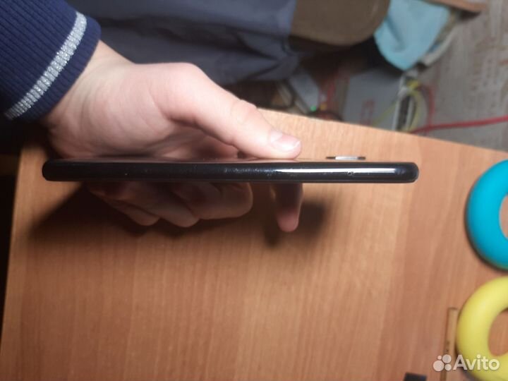 Xiaomi Mi Play, 4/64 ГБ