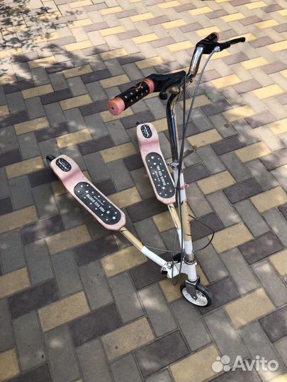 Самокат детский трехколесный