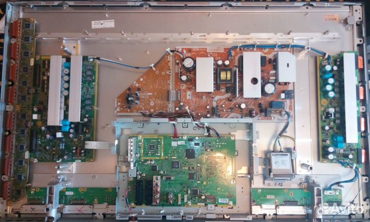 Телевизор Panasonic TH-R42EL7KS на запчасти