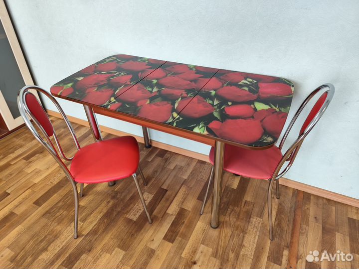 Стол обеденный раздвижной со стульями