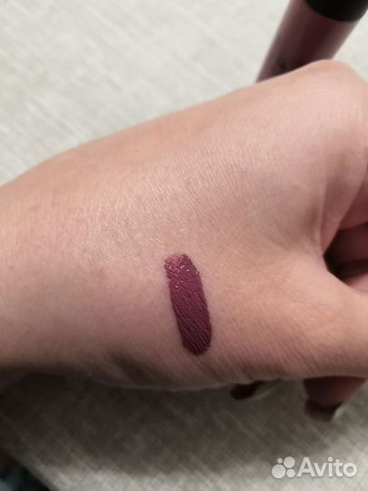 Губная помада матовая