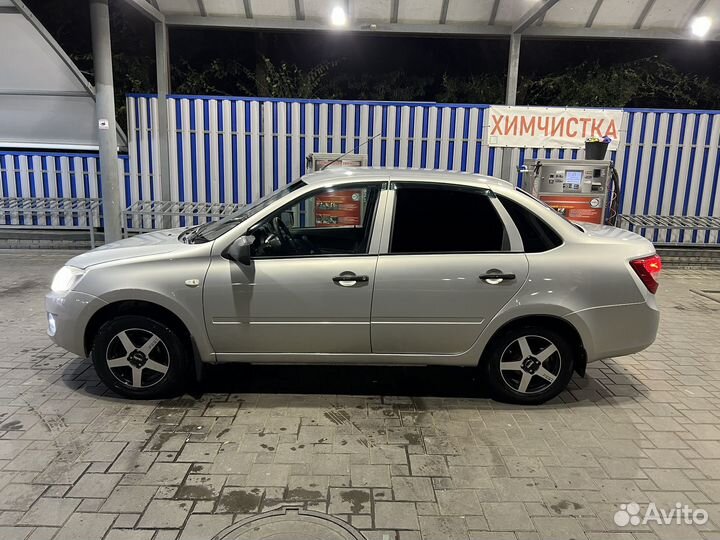 LADA Granta 1.6 МТ, 2013, 253 500 км