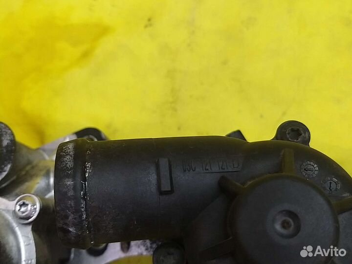 Корпус термостата Volkswagen Passat B7 2010-2015